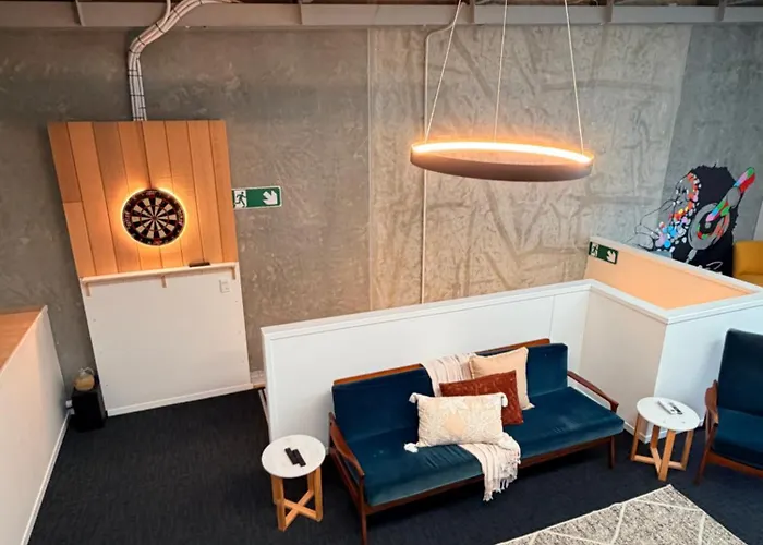 Stylish Industrial Loft Near The Airport * 罗托鲁阿