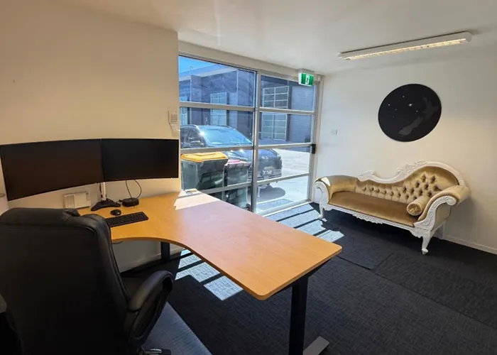 公寓 Stylish Industrial Loft Near The Airport *